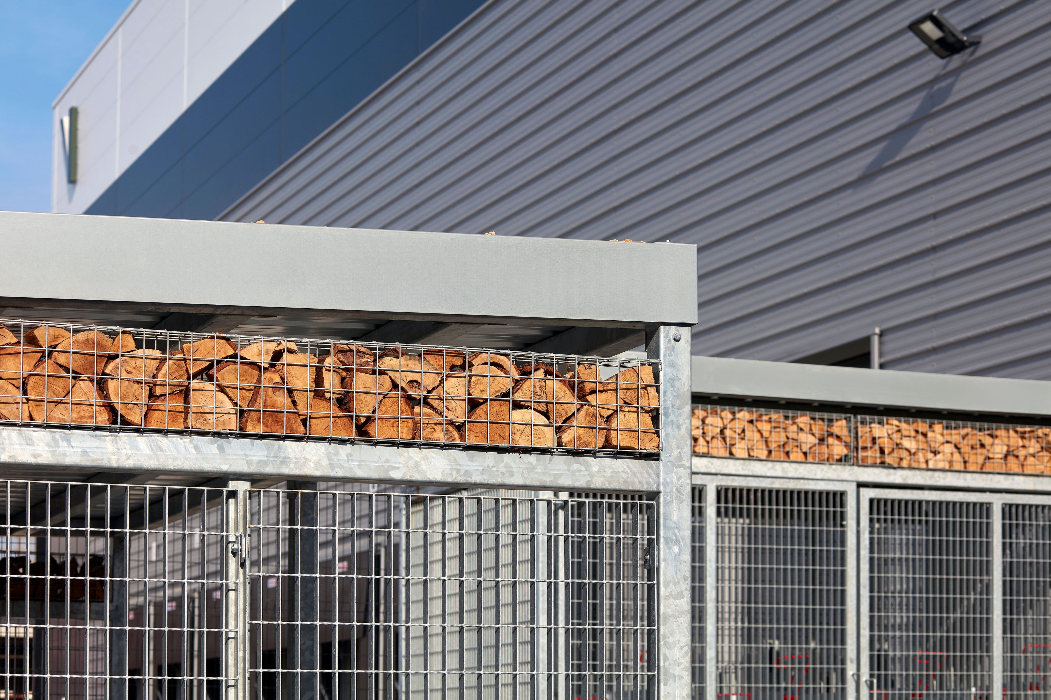 Valor Park Habitat Panel Shelter 3