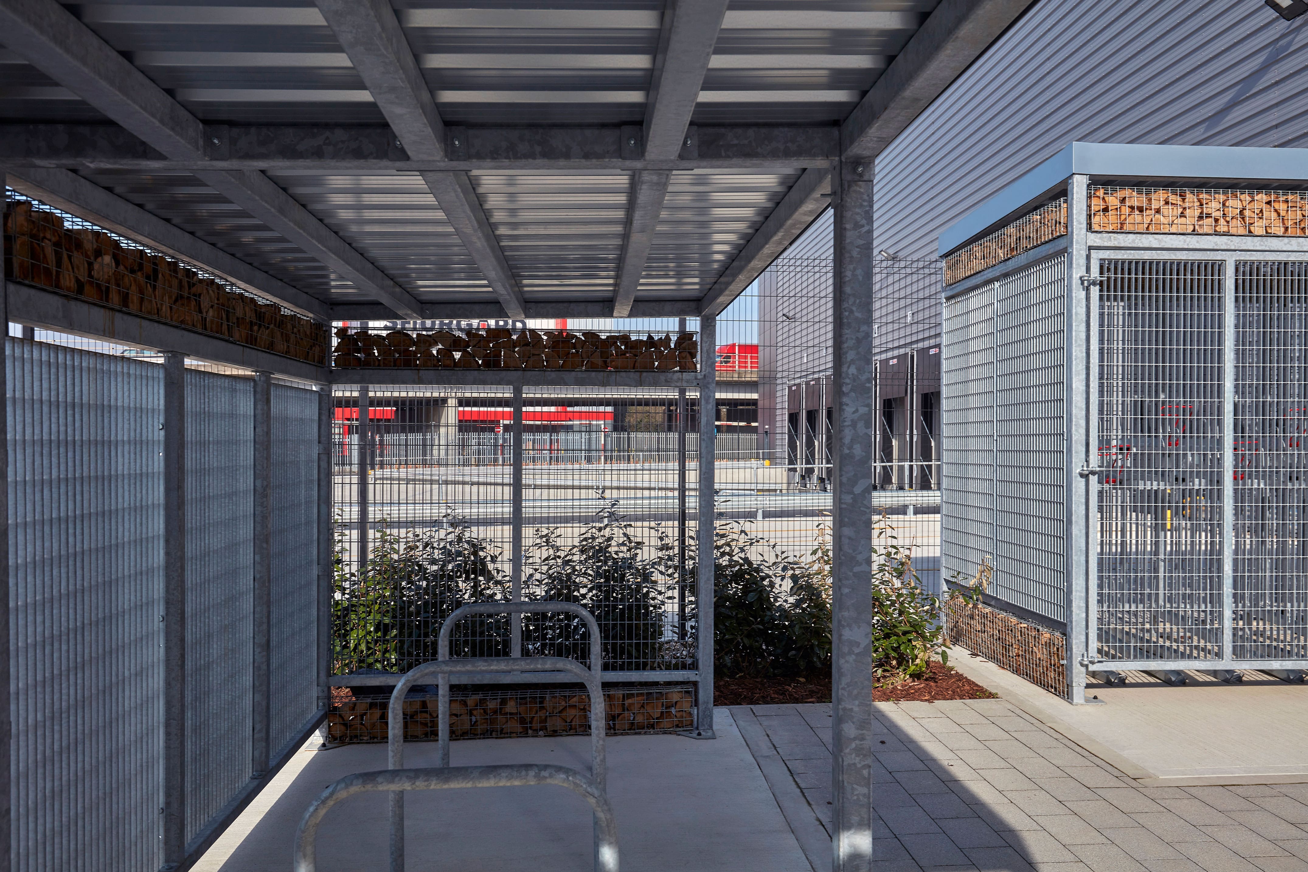 Valor Park Habitat Panel Shelter 3