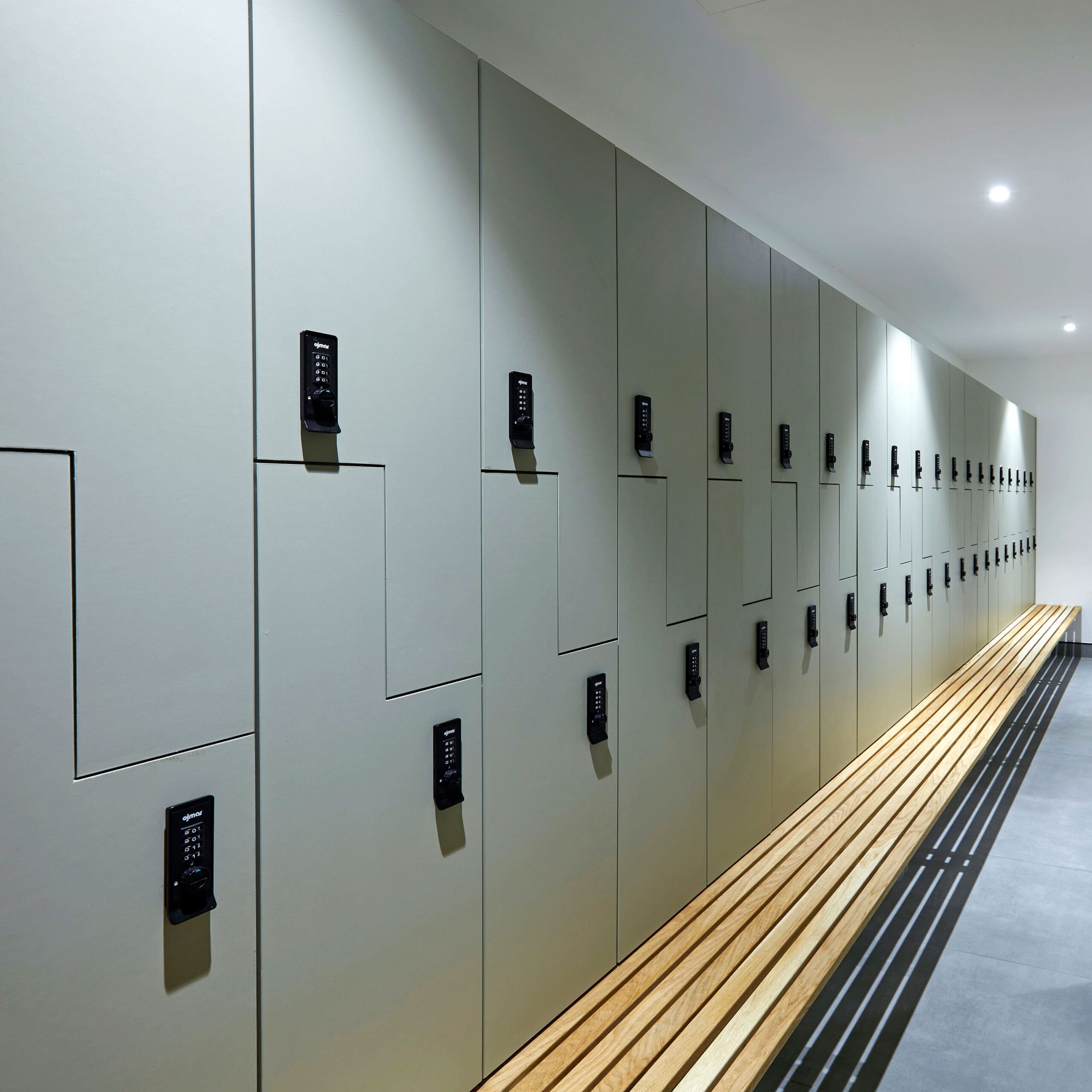 Rivergate, Bristol 01