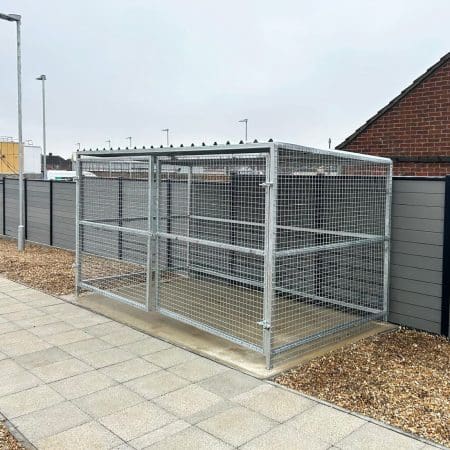 10 Space Cambridge Shelter with Mesh Cladding and Gate