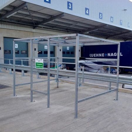 Cambridge Smoking Shelter made from steel